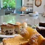 Beauty House - Jacuzzi - Giardino Privato Bed & Breakfast Cesena