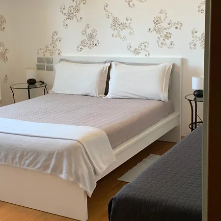 Beauty House - Jacuzzi - Giardino Privato Bed & Breakfast Cesena