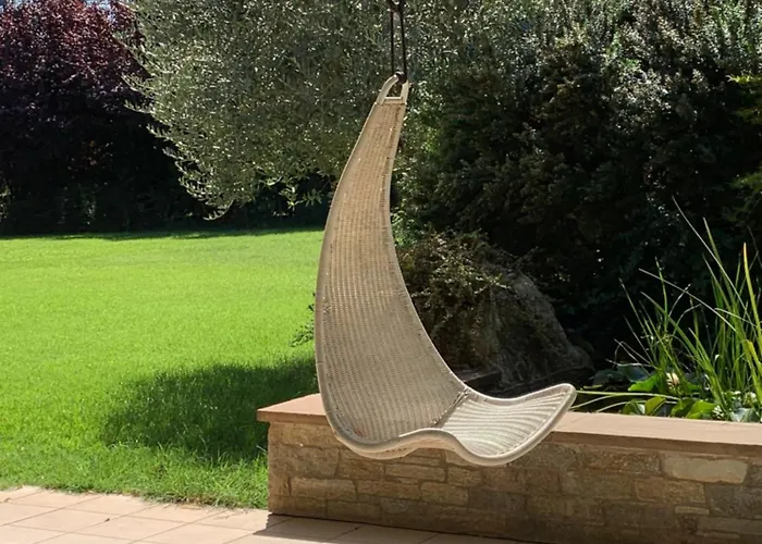 Beauty House - Jacuzzi - Giardino Privato Bed & Breakfast