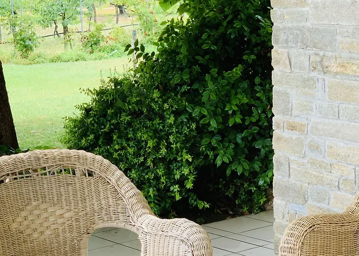 Beauty House - Jacuzzi - Giardino Privato 3* تشيزينا